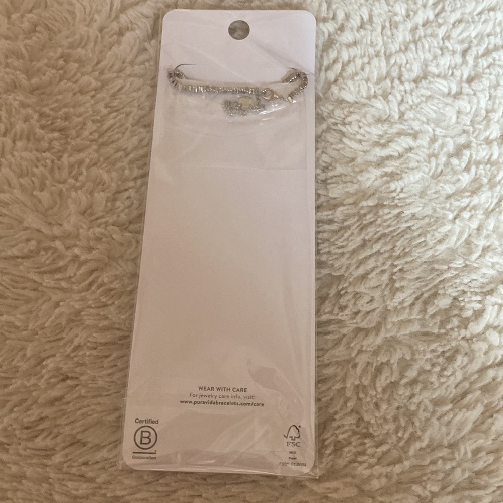 pura vida necklace